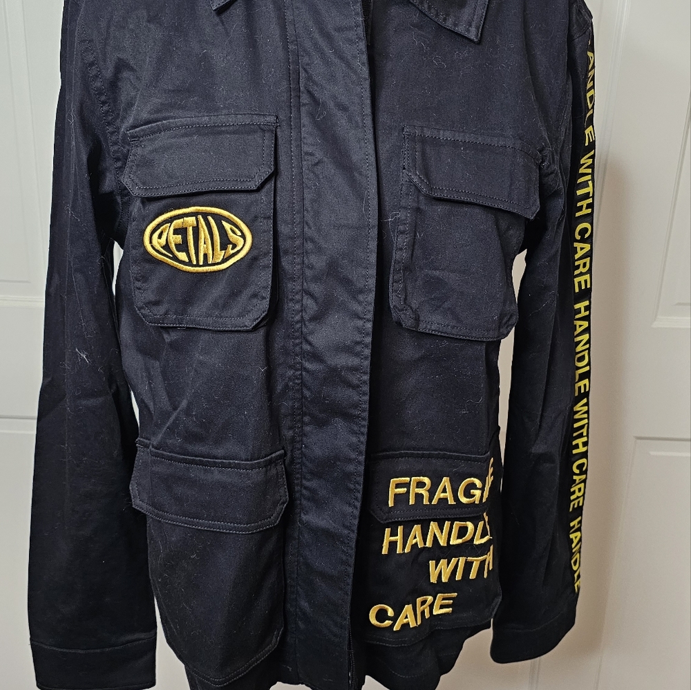 Jacket - Picture 9 of 10